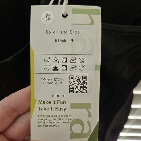 Halara everyday 2 piece backless activity dress & shorts perfection black Medium - Picture 7 of 9